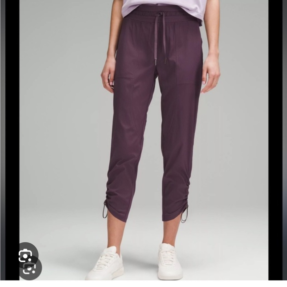 Lululemon Dance Studio Mid Rise Crop